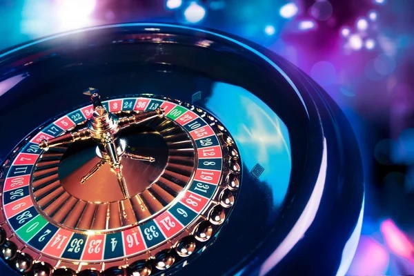 slot5000x mobile app showing live football markets and casino tables